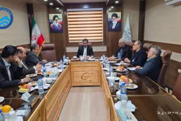 دیدار مدیرعامل شرکت آب و فاضلاب با مدیرعامل شرکت عملیات غیر صنعتی پازارگاد برای بررسی وضعیت آب شهر جم